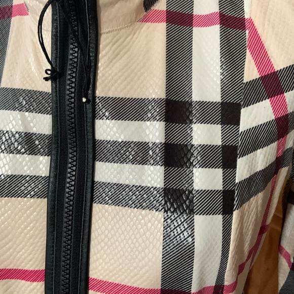 Reversible lambkin British plaid/baby pink zipper jacket size medium - Picture 5 of 16